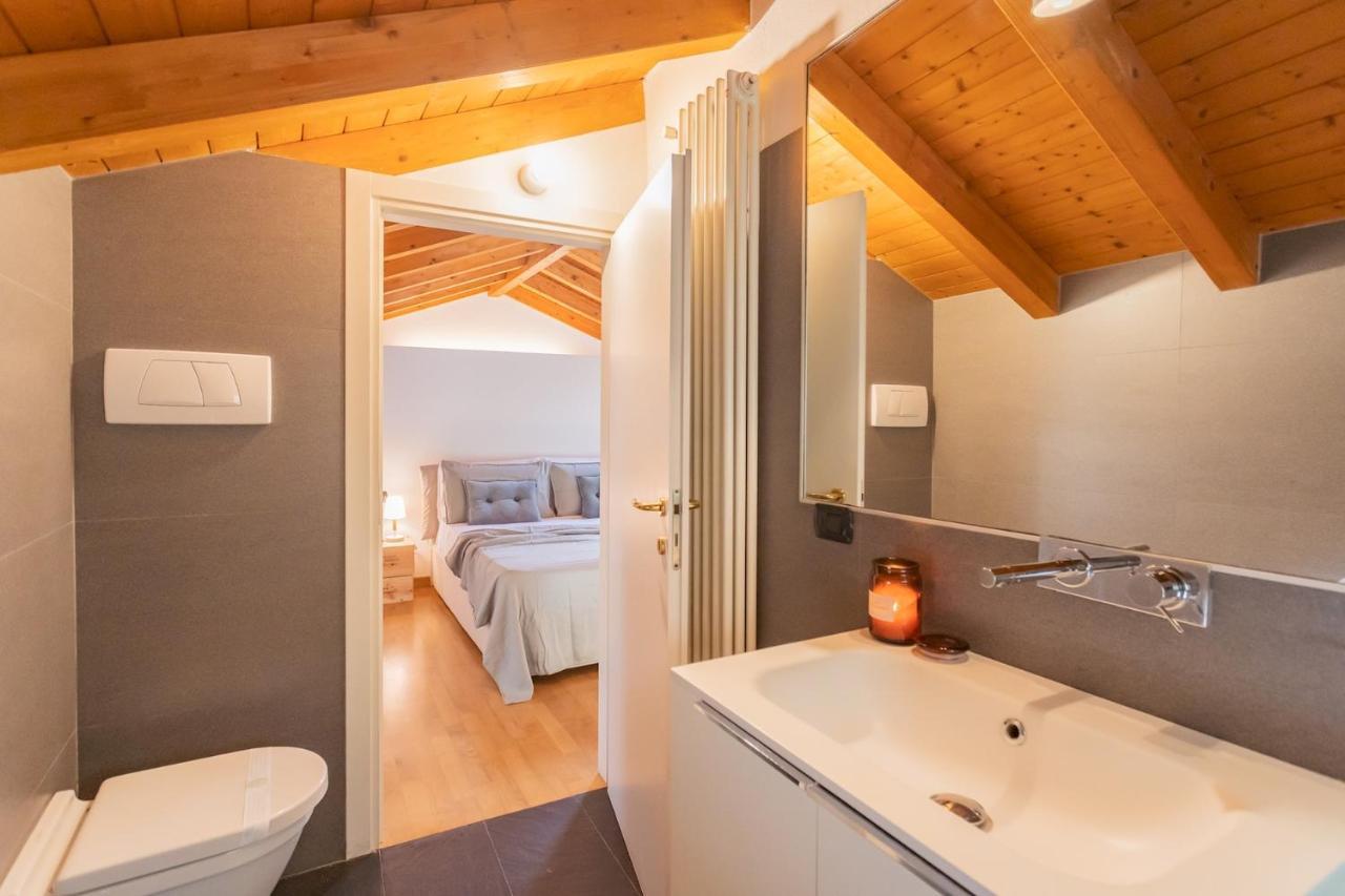 Appartamento Vico Garden-203 By Rent *