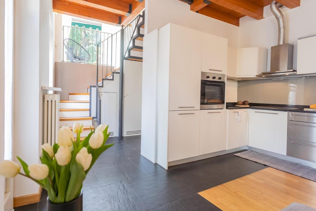 Vico Garden-203 By Rent Como