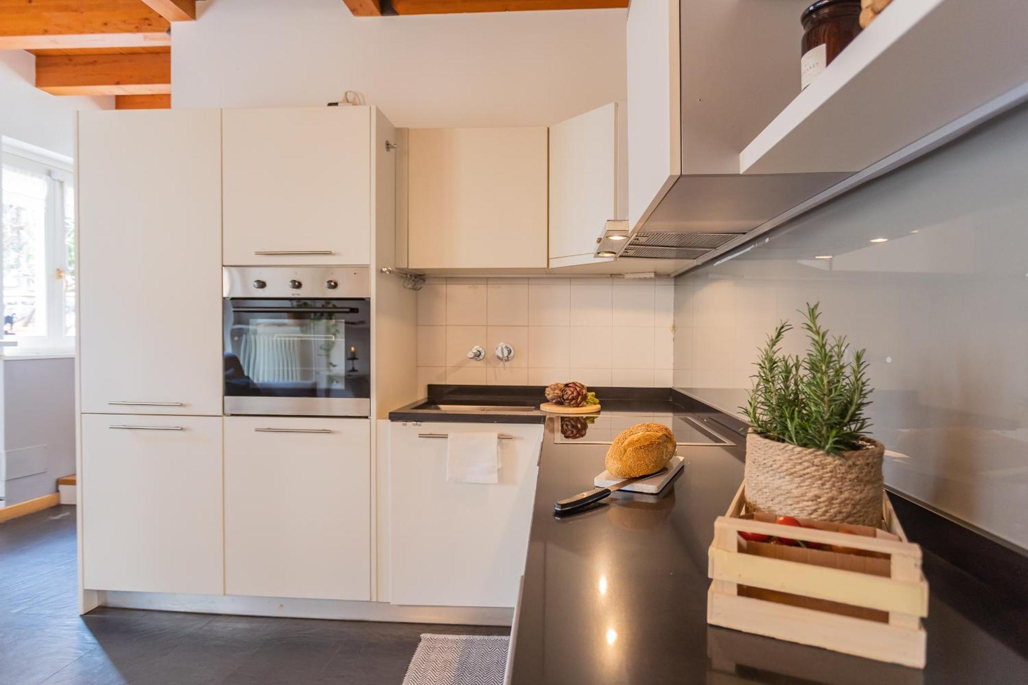 Appartamento Vico Garden-203 By Rent